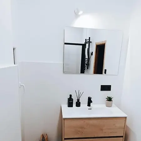 Apartament Arbetick Piso Asequible Y Bien Comunicado *