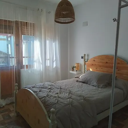 Arbetick Piso Asequible Y Bien Comunicado * Oviedo