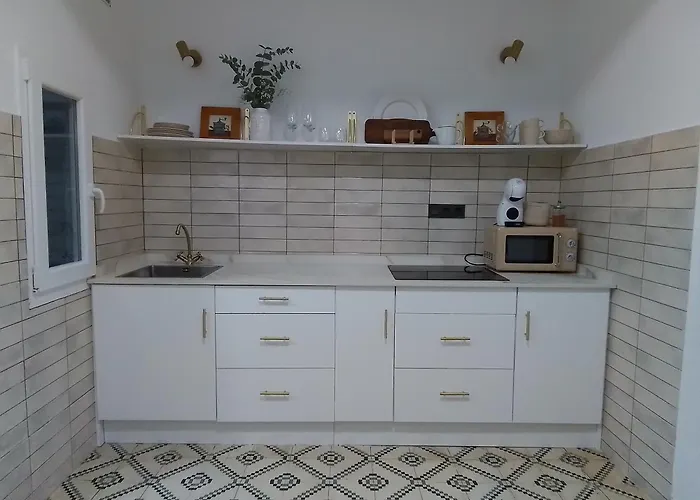 Apartman Arbetick Piso Asequible Y Bien Comunicado